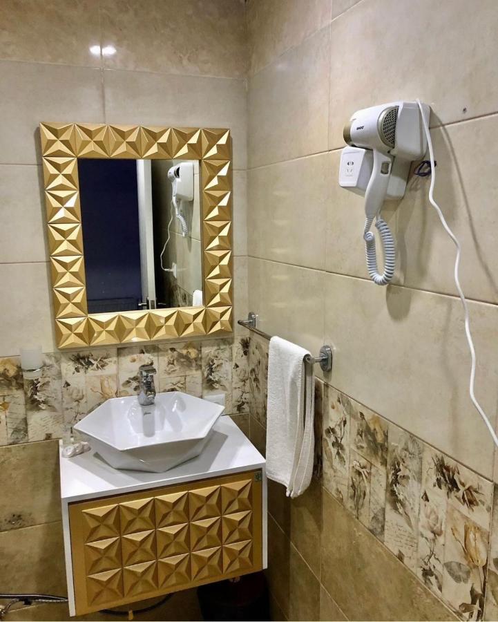 טביליסי Mariam Hotel מראה חיצוני תמונה